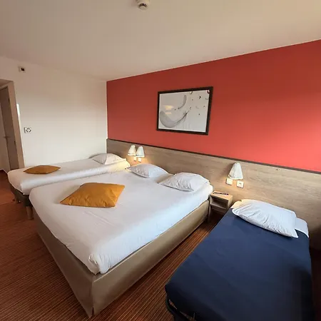 Goodwood Caen Memorial Hotel 3*