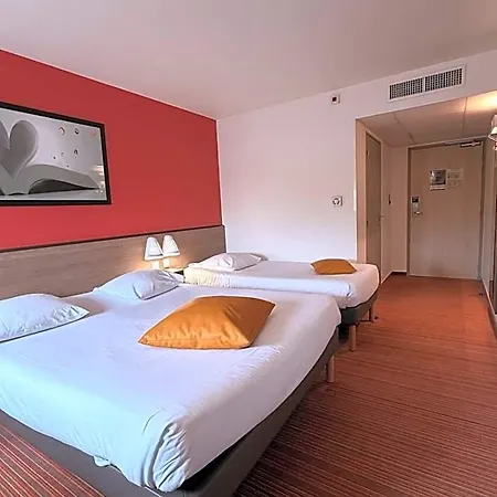 Goodwood Caen Memorial Hotell