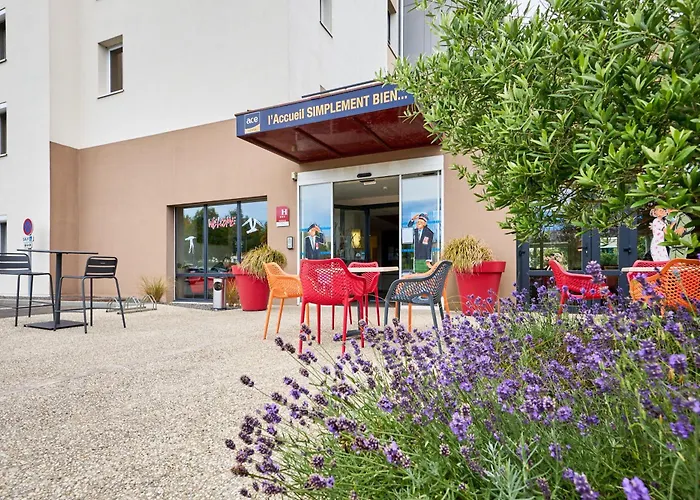 Hotel Ace Caen Nord Mémorial 3*